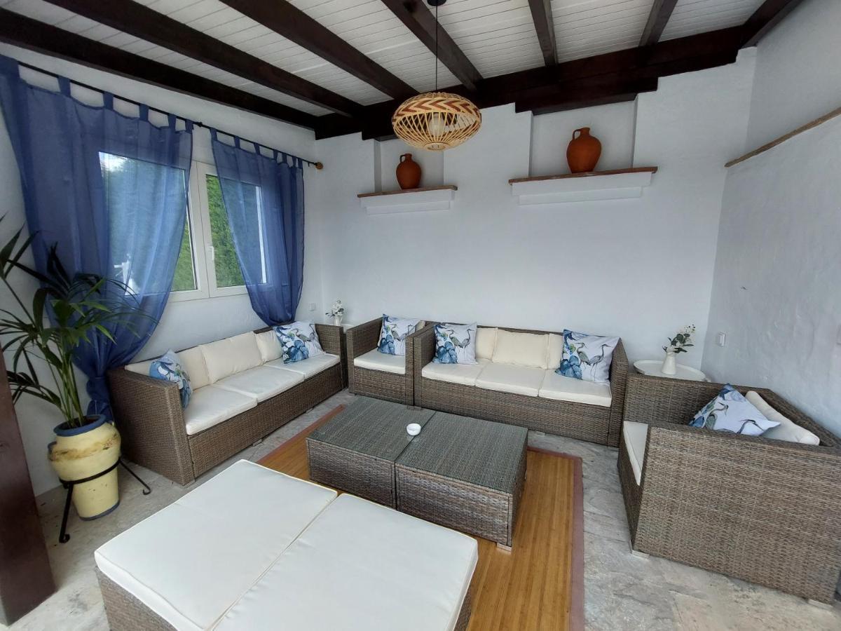Villa El Estanque Holiday Cottage & Bungalow Arcos de la Frontera Exteriör bild